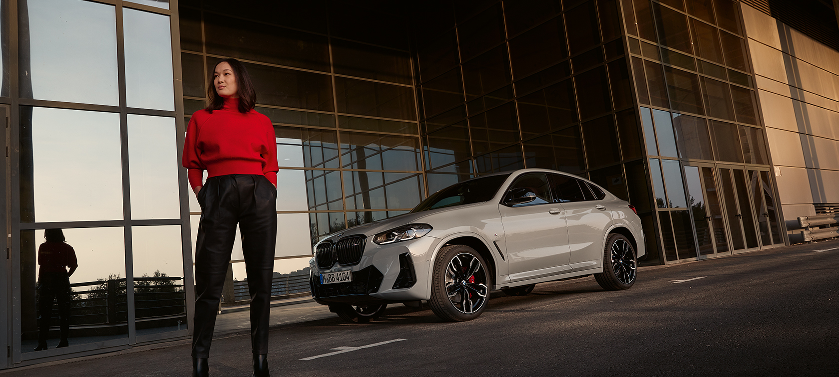 THE FIRST-EVER BMW X4 xDRIVE M40i